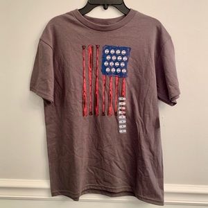 Boys baseball American flag T-shirt bats NWT M